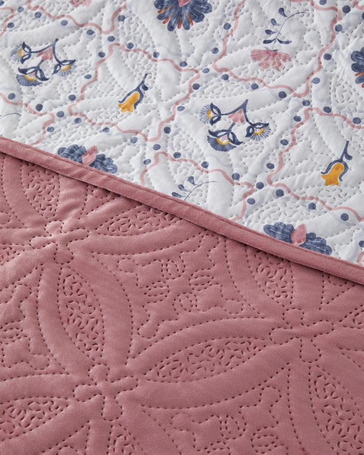 Set cuvertura pat cu fata de perna, pentru o persoana, Ornate Fancy, catifea, 160x220 cm, roz prafuit