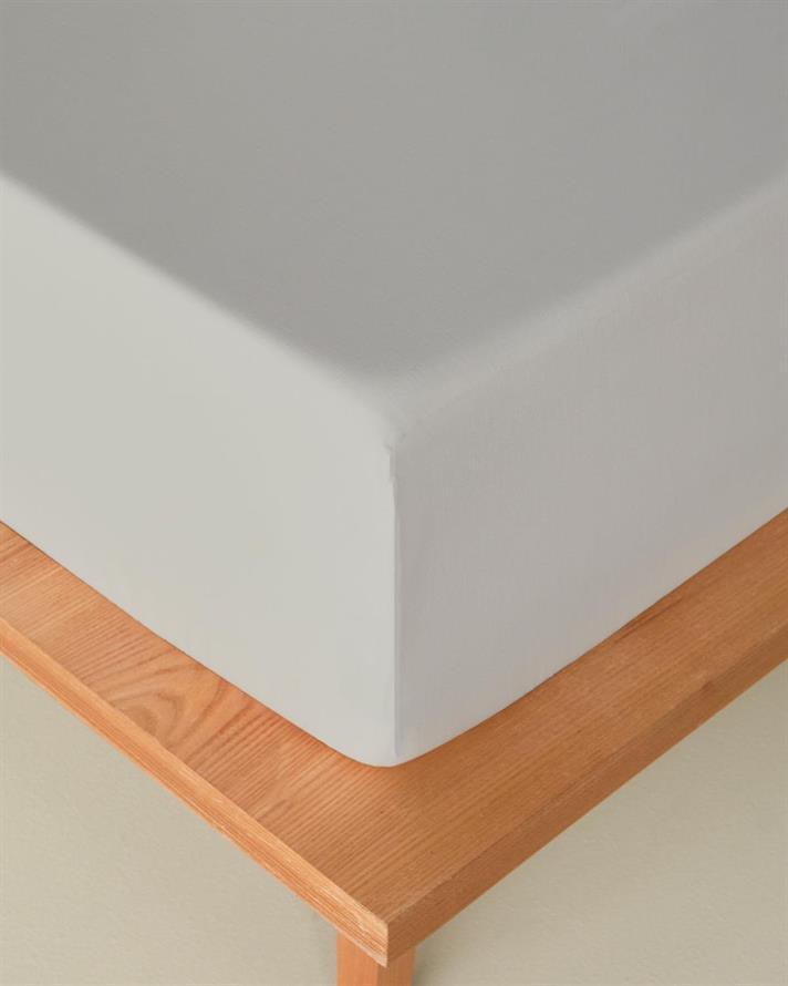 Cearceaf cu elastic, pat dublu, Novella, bumbac-viscoză, 160x200 cm, gri