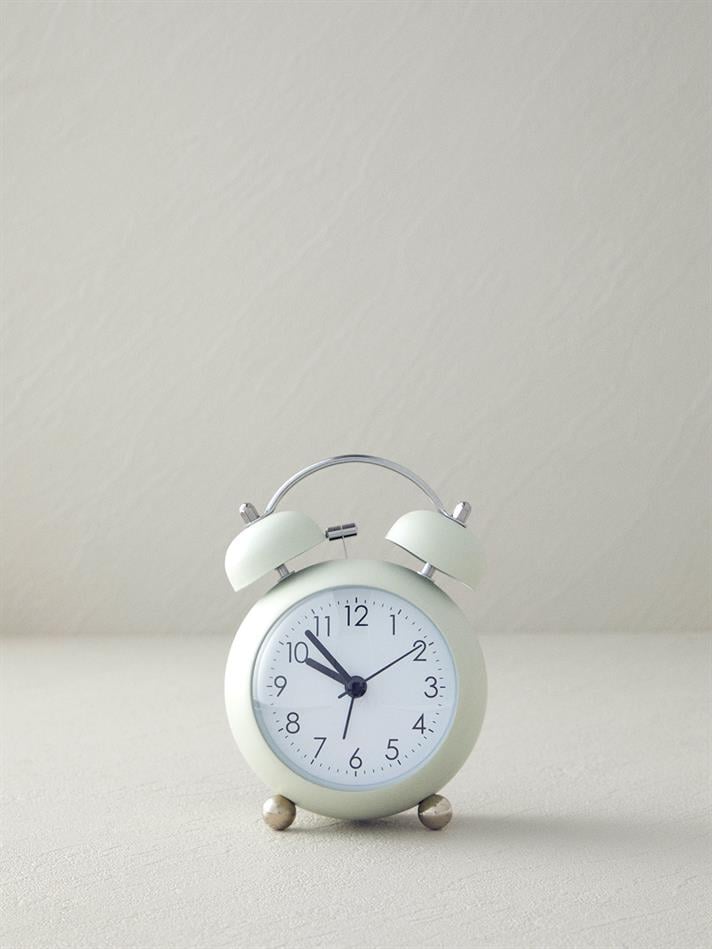 Chelsy Metal Table Clock Green