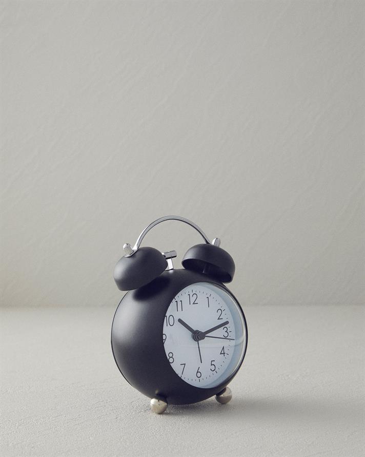 Chelsy Metal Table Clock Black