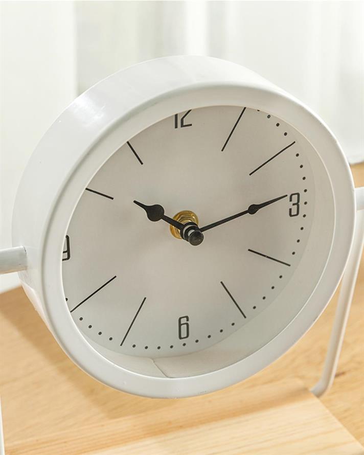 Elegance Metal Table Clock 20x21x9 cm White