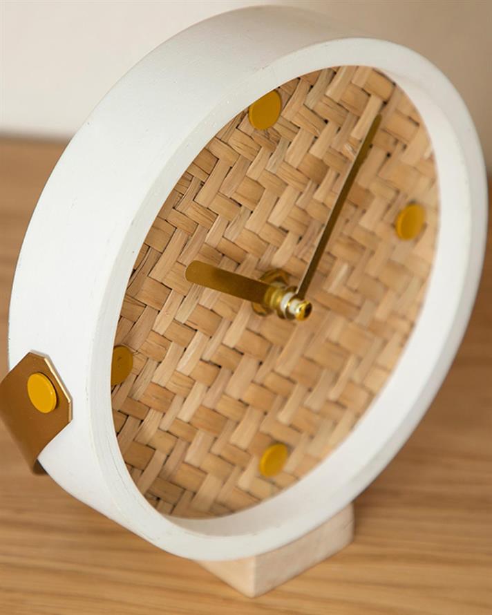 Nature Table Clock White