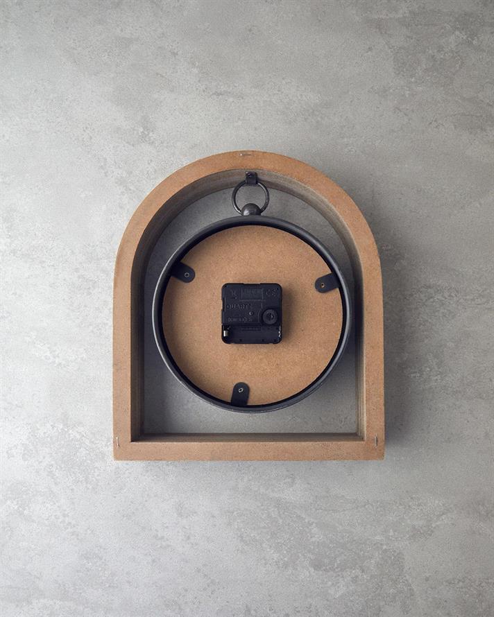 Pera Wooden Table Clock Natural