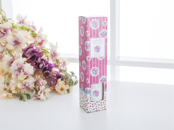Chihlimbar închis Parfum De Cameră Cu Bețișoare 100 ml .