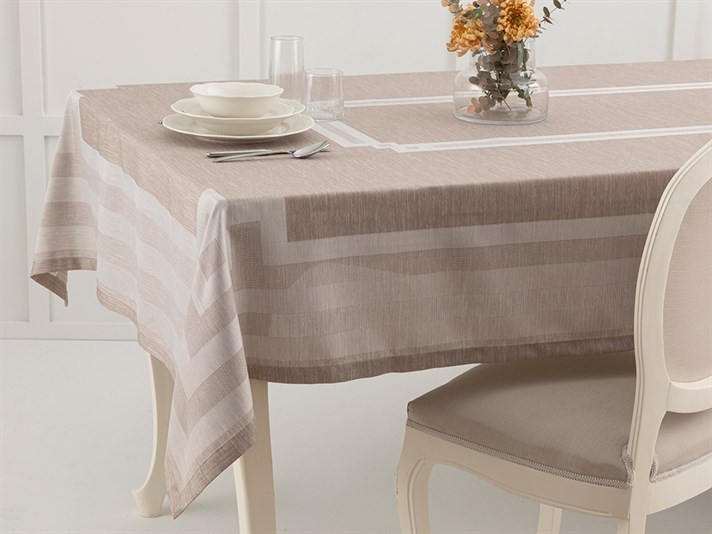 Christina Polyestere Two Tone Table Cloth 160x300 cm Stone Color