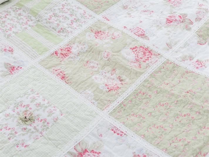 clasic  Patchwork Persoană dublă  SET CUVERTURĂ DE PAT 240x260 cm Mint-lilac-roz