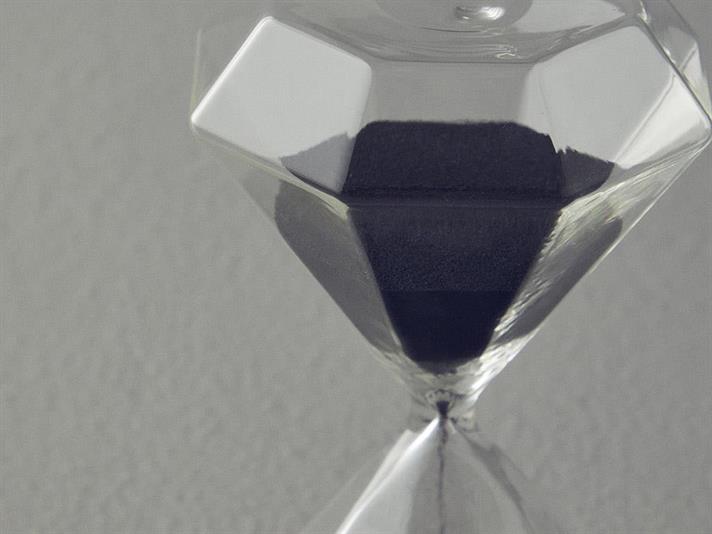 Clepsidră 15 min, Diamond, sticlă, 9,5x9,5x17,5 cm, negru