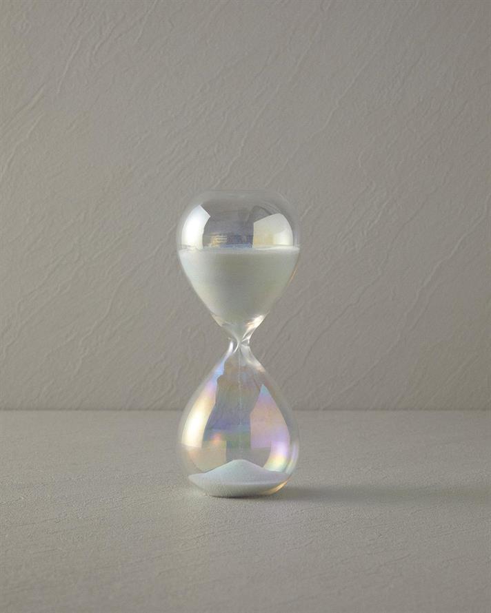 Shine Glass 30 min Hourglass 8x8x20 cm White
