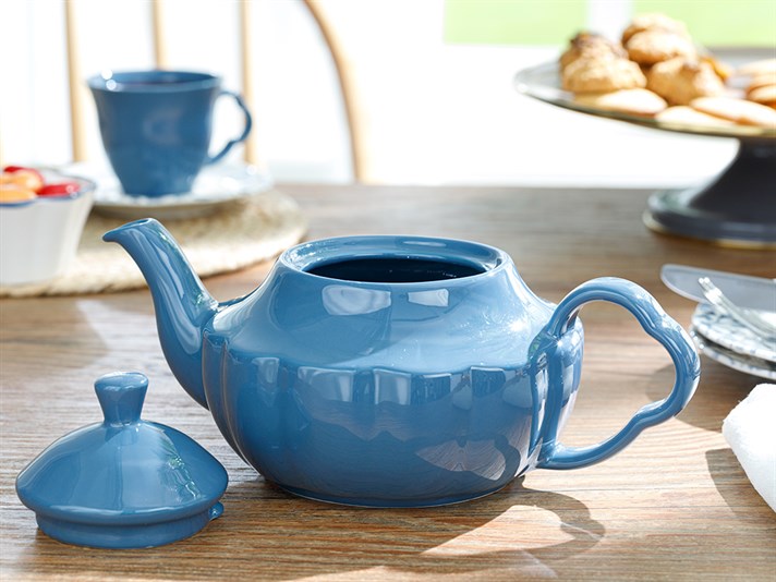Clover Blue Porcelain Pot 1000 ml White-Blue