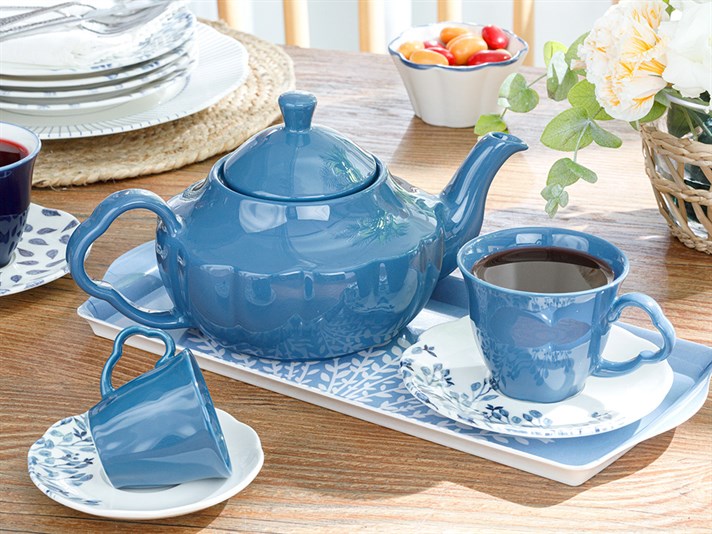Clover Blue Porcelain Pot 1000 ml White-Blue