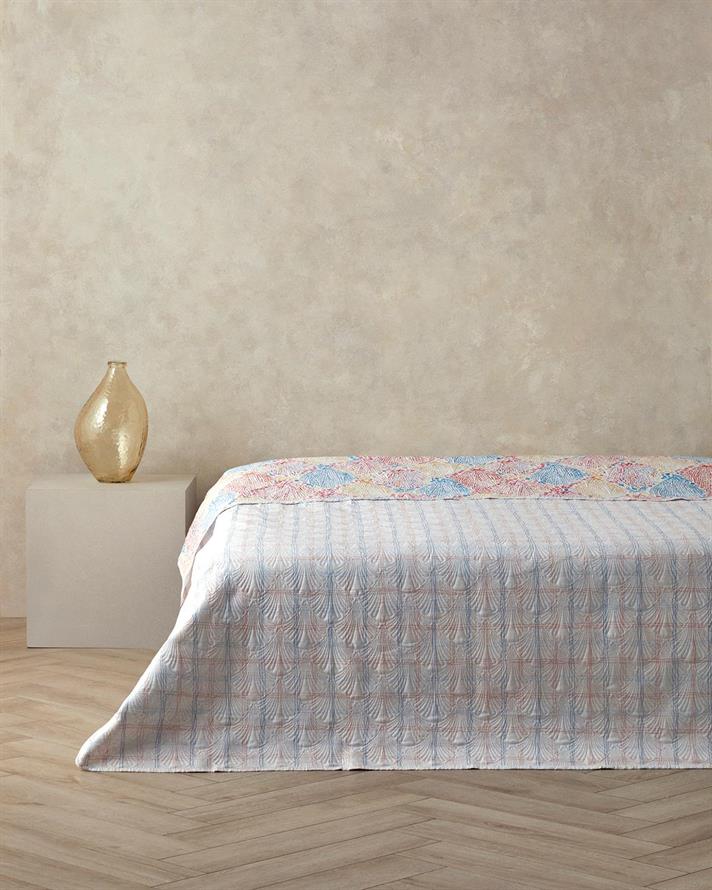Cuvertura pat reversibila, pentru doua persoane, Coastal Treasures, poliester, 200x220 cm, multicolor