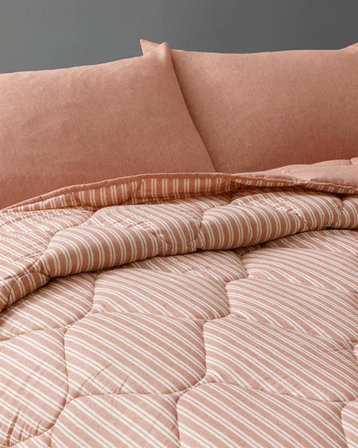Comfy Stripe  Ață vopsită Meniu mare SET DE DORMIT 240x220 cm Scorţişoară
