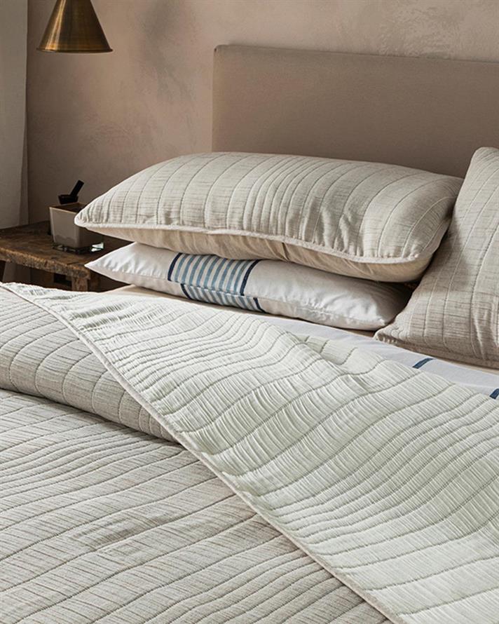 Set cuvertura pat cu fata de perna, pentru o persoana, Cosy Rectangles, bumbac-poliester, 160x240 cm, maro