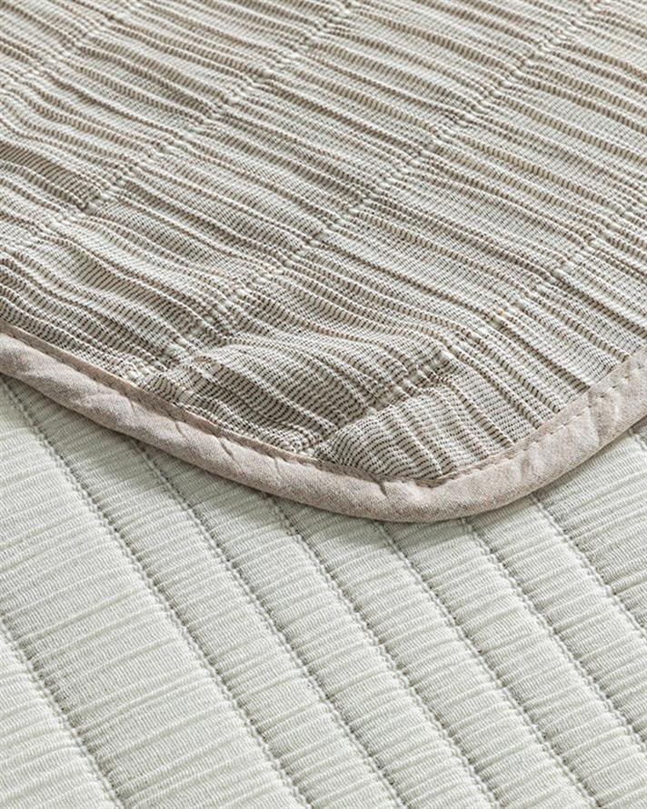 Set cuvertura pat cu fata de perna, pentru o persoana, Cosy Rectangles, bumbac-poliester, 160x240 cm, maro