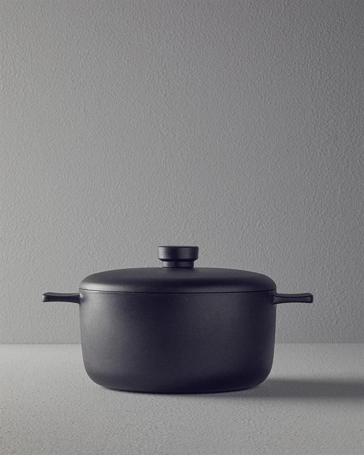 Cratiță cu capac, Prime, aluminiu, 20 cm, negru