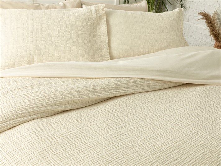Crinkly Gofrat Cu Sclipici King Size Set Lenjerie De Pat 240x220 cm Ecru - Auriu