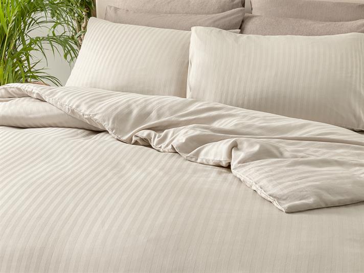 Lenjerie de pat completa, King Size, Crystal, bumbac-viscoza, 240x220 cm/180x200 cm/50x70 cm, gri