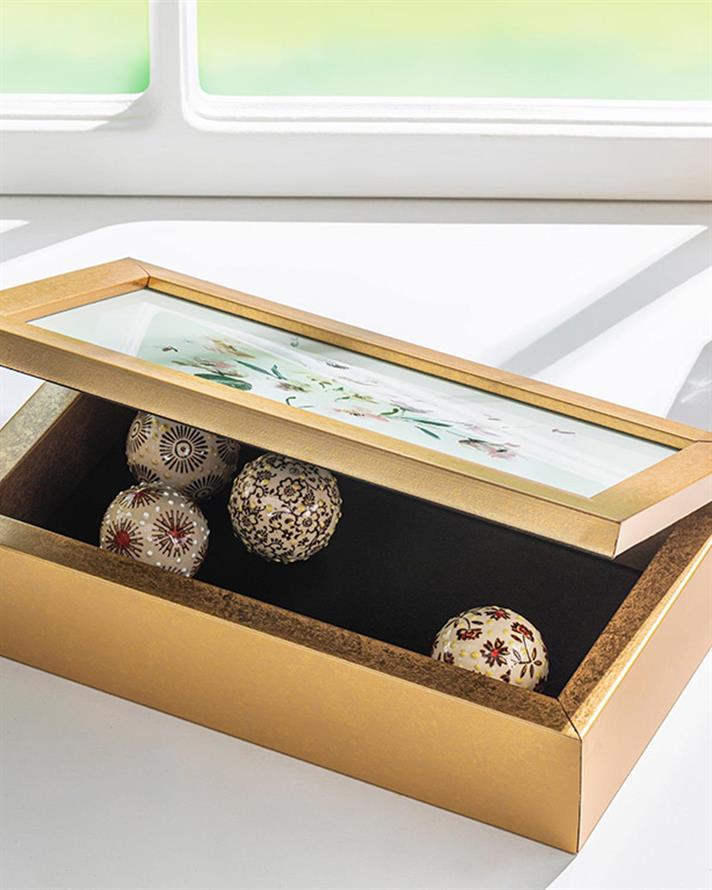 Artıstıc Flowery Decorative Box Gold