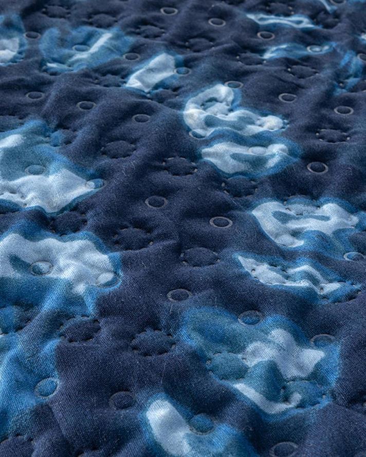 Cuvertura pat reversibila pentru doua persoane, Island Breeze, poliester, 200x220 cm, indigo