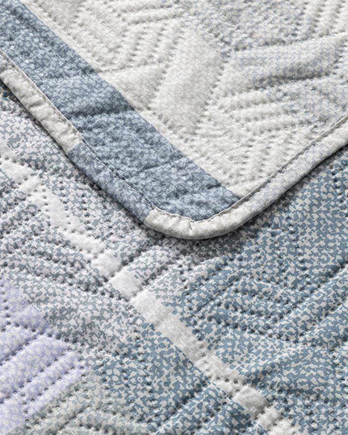 Cuvertura pat reversibila pentru doua persoane, Chill Plaid, poliester, 200x220 cm, bleu