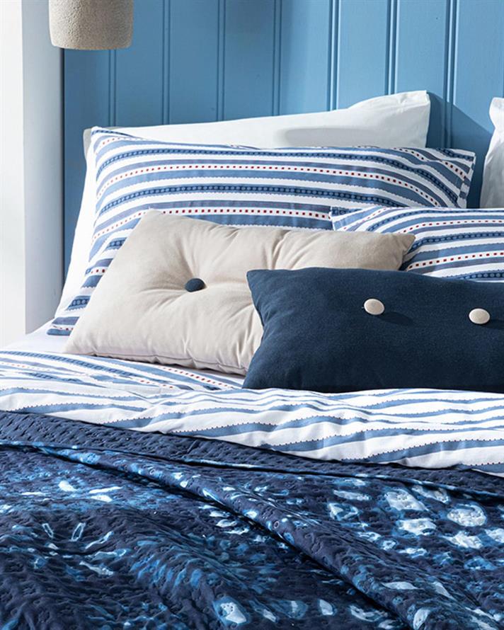 Cuvertura pat reversibila pentru doua persoane, Island Breeze, poliester, 200x220 cm, indigo