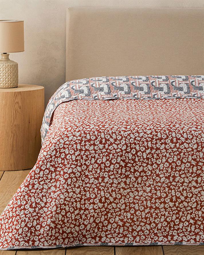 Cuvertura pat reversibila pentru doua persoane, Flowery Modern, poliester, 200x220 cm, terracotta