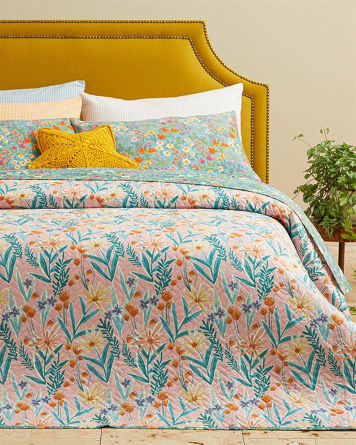 Cuvertura pat reversibila pentru o persoana, Joyous Florets, poliester, 160x220 cm, roz