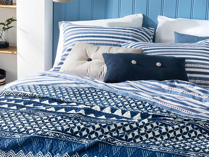 Cuvertura pat reversibila pentru o persoana, Mystic Mosaic, poliester, 160x220 cm, indigo