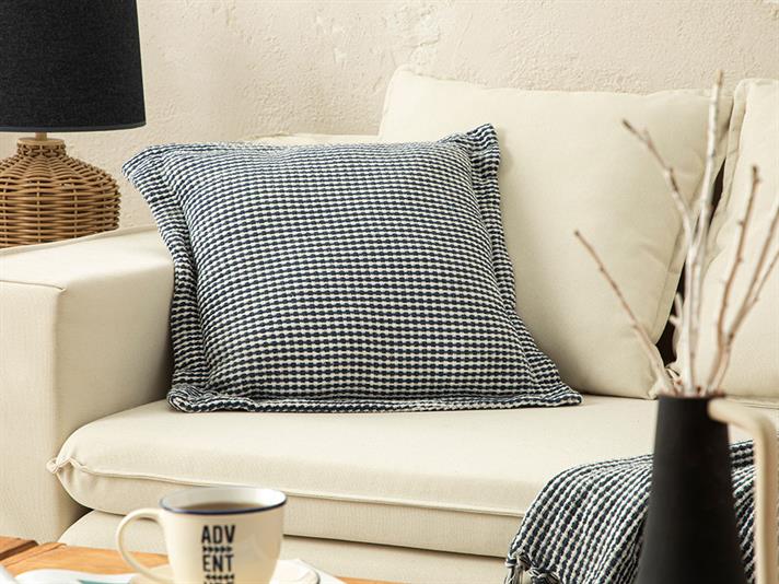 Dialine Filled Cushion 45x45 cm Dark Blue.