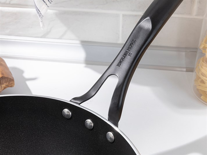 Diamond Aluminum Non-stick Wok Pan 28 cm Black