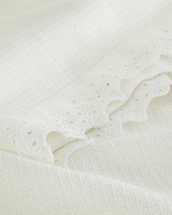 Elegancya Cu Feston Double Pătură De Vară 200x220 cm Alb