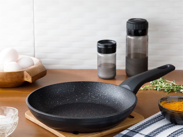 Emma Granite Single Fry Pan 22 cm Black