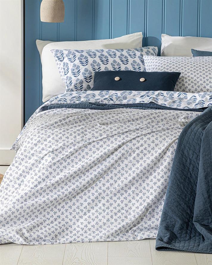Eternal Harmony Cu Bumbac King Size Set Lenjerie De Pat 240x220 cm Indigo.