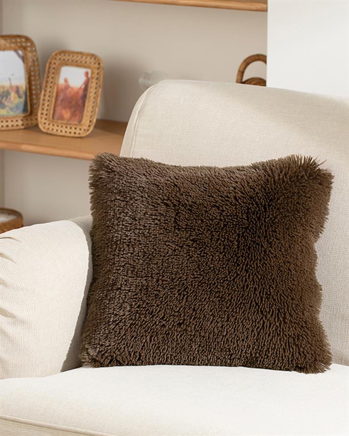Față de pernă decorativă, Fluffy, blană artificială, 45x45 cm, maro