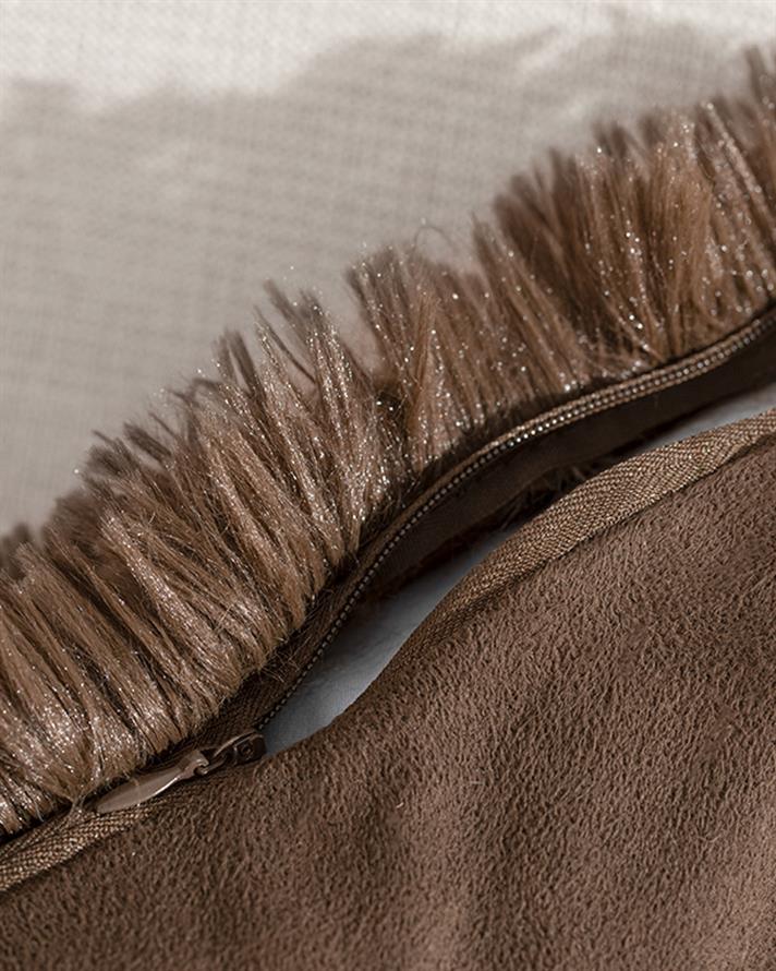 Față de pernă decorativă, Fluffy, blană artificială, 45x45 cm, maro