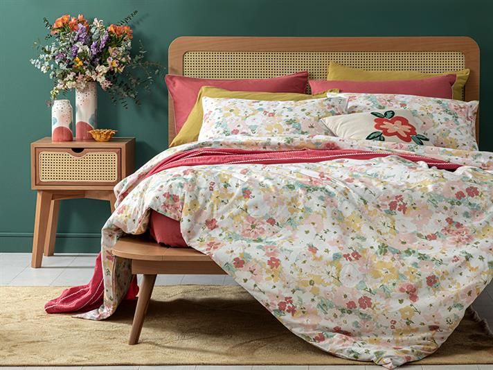 Floral Pureness Cottony  King Size  SET LENJERIE DE PAT 240x220 cm Pink