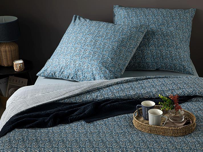 Floral Trail Clătite King Size Set Lenjerie De Pat 240x220 cm + 80x80 cm Albastru