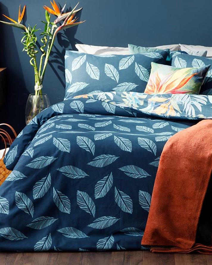 FLORI DE PARADIS COTTONY PERSOANĂ DUBLĂ  SET LENJERIE DE PAT 200X220 CM ALBASTRU INCHIS