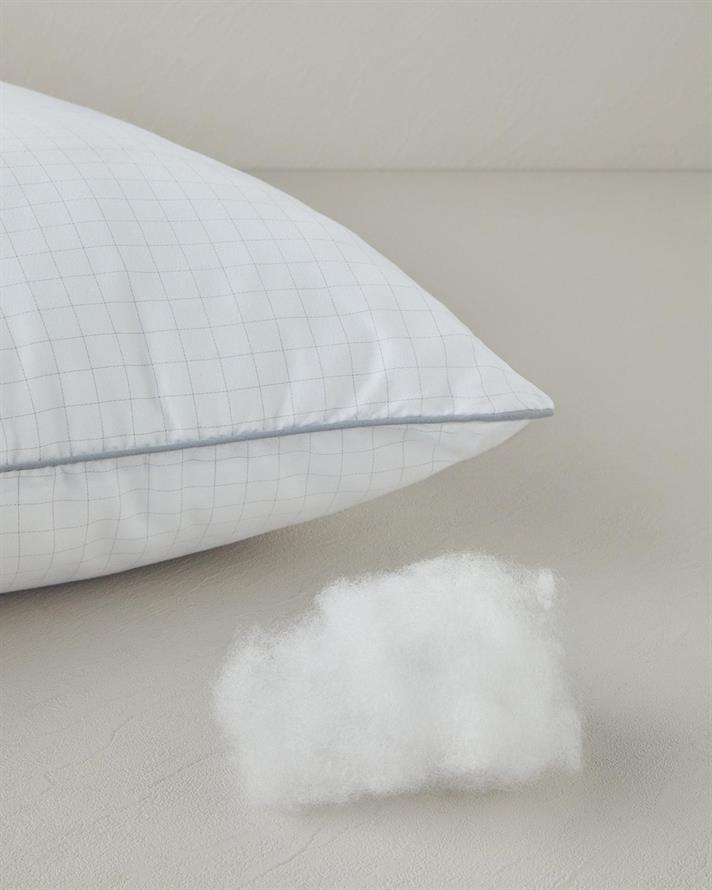 Free Antistress Pernă 50x70 cm Alb