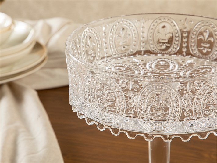 Glory Glass With Legs Serving Ware 19x21cm Transparent