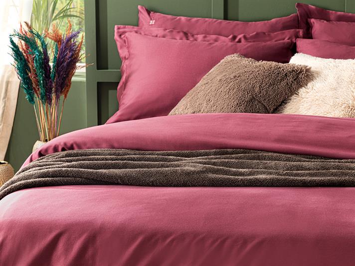 Grandeur  Saten bambus  King Size  SET LENJERIE DE PAT 240x220 cm Damson