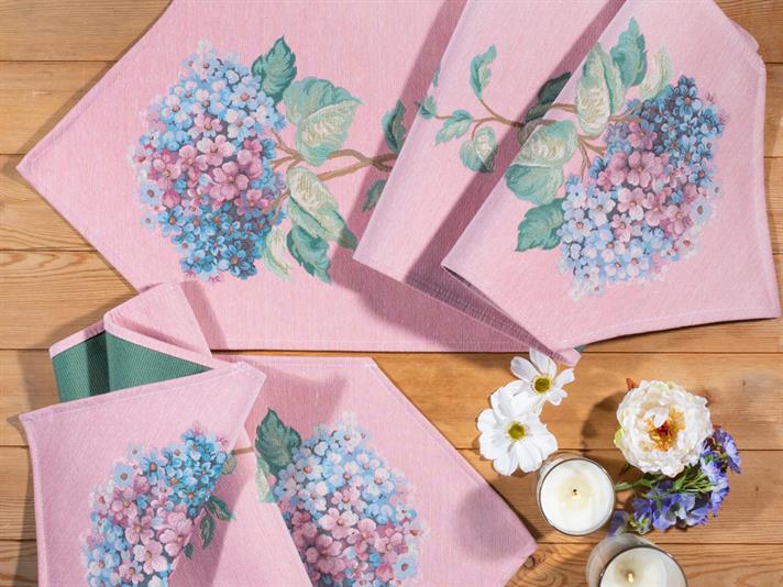 Hydrangea Gobelin Runner Light Pink,