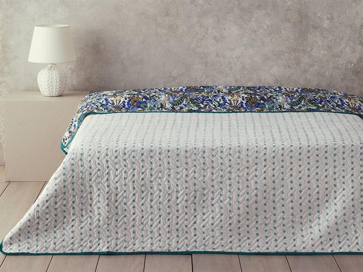 Cuvertura pat reversibila King Size, Floral Charm, poliester, 240x220 cm, bleu