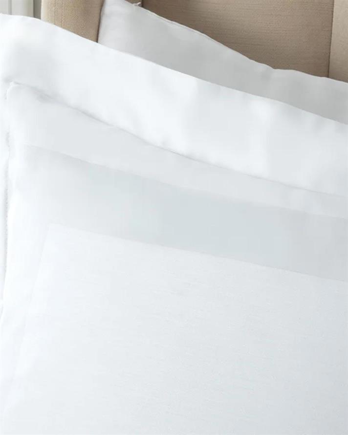 Lenjerie de pat completă, King Size, 4 fețe de pernă, Vivian, bumbac satinat, 240x220 Cm/ 260x280 cm/ 50x70 cm, alb