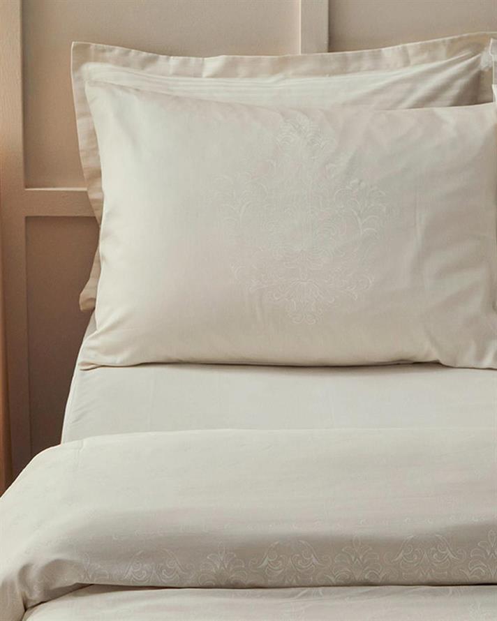 Lenjerie de pat completă, pentru două persoane, Elegant Crown, bumbac, 200x220 cm/ 160x200 cm/ 50x70 cm, ivory