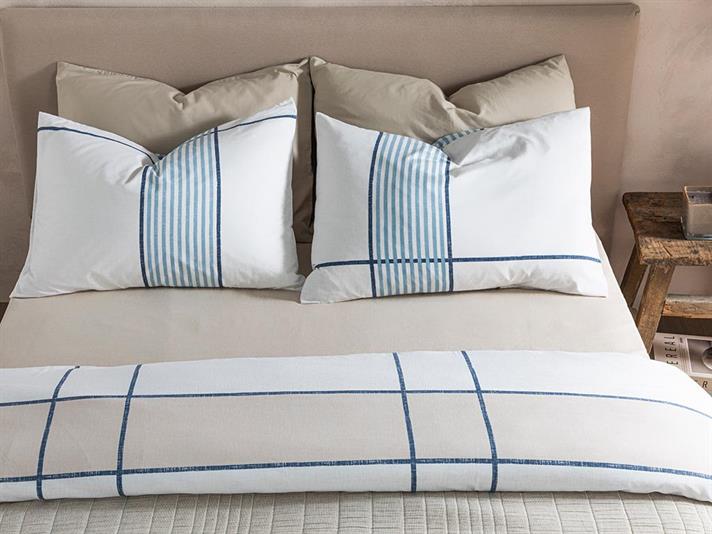 Lenjerie de pat completa, pentru doua persoane,Textured Lines, polycotton, 200x220 cm/240x260 cm/50x70 cm, alb-Bej-bleu
