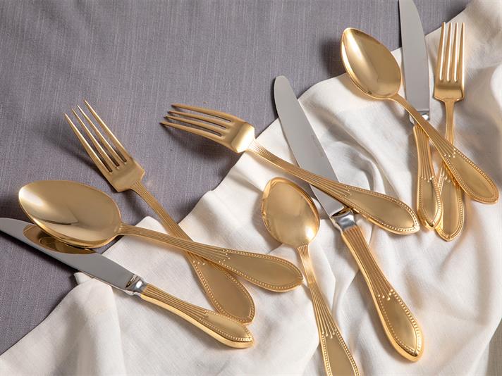 Leora Stainless Steel 18 pcs dinner Cutlery Set Gold