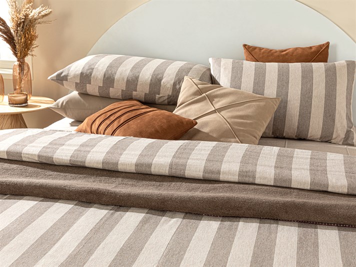 Linea Bold Stripe Twill Double Person  SET LENJERIE DE PAT 200x220 cm Brown,