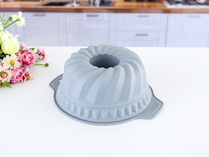 Lisa Silicon Sliced Cake Mould Gray