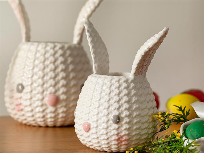 Lovely Bunny Flowerpot White